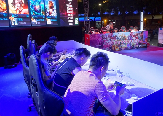 BLAST Open Spring 2025 — BLAST历史上观看人数第二多的比赛