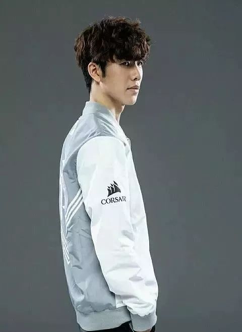 zeal狼人被 Shiro 完全击败；小娜迦，YB遭遇潮汐九抓，未能晋级